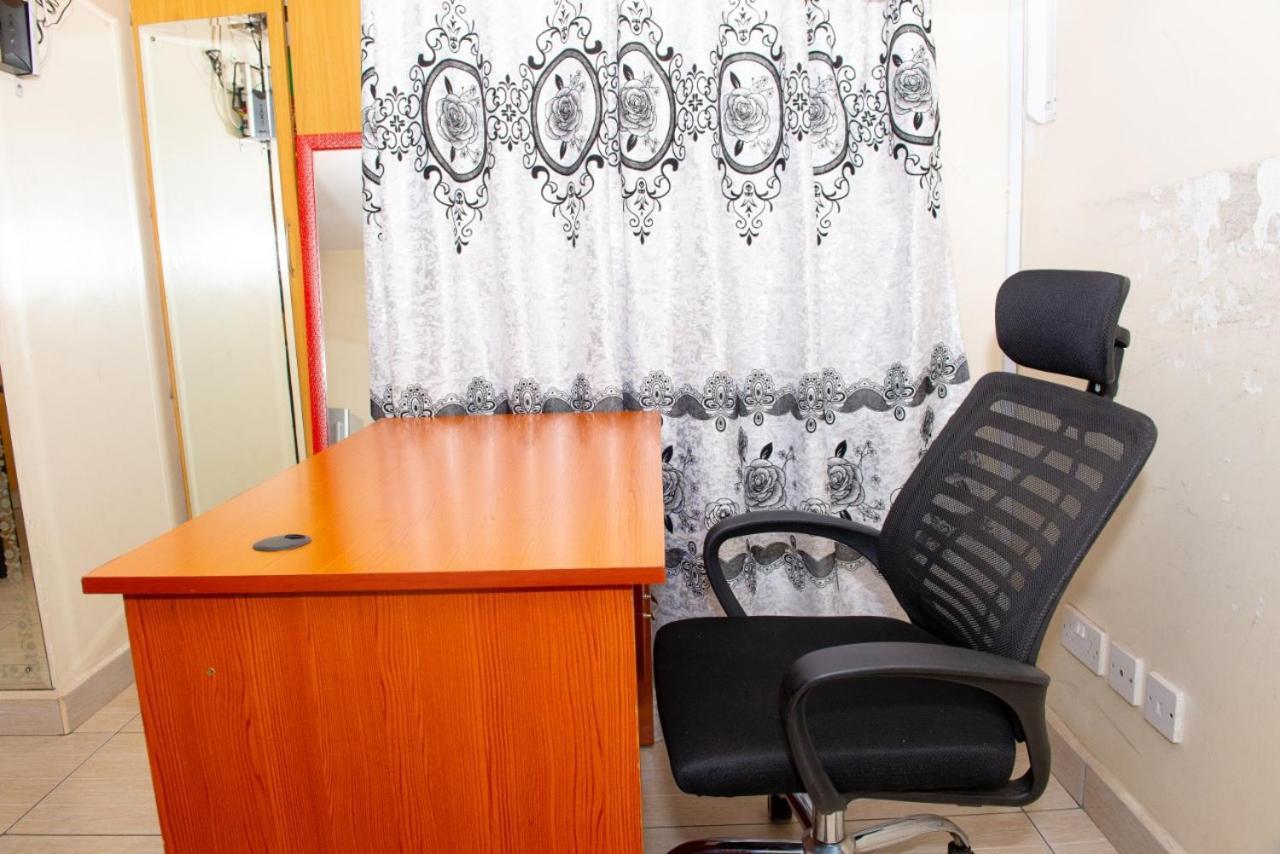 Mercy-Phillips Apartments Located At Eagle Tower Building Nairobi City Centre Eksteriør billede