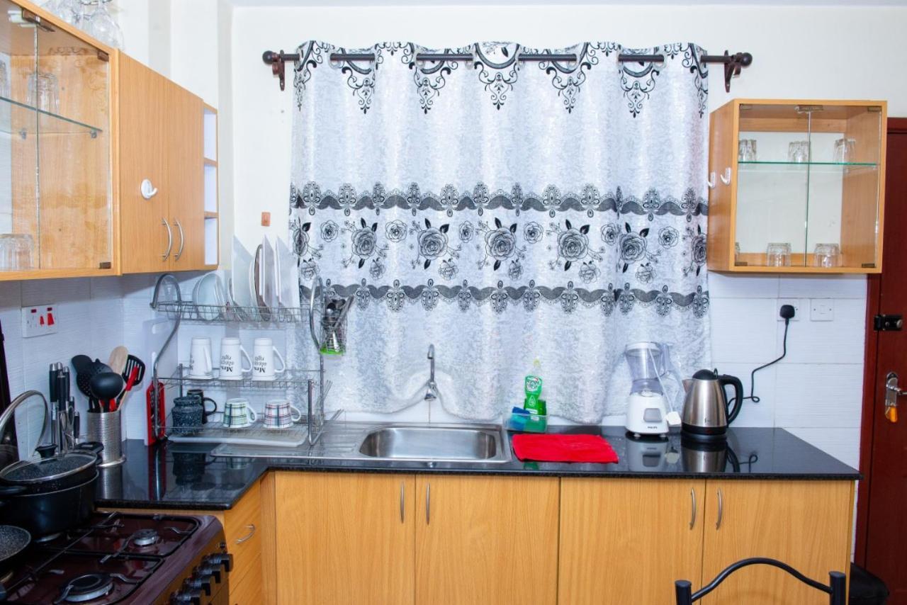Mercy-Phillips Apartments Located At Eagle Tower Building Nairobi City Centre Eksteriør billede