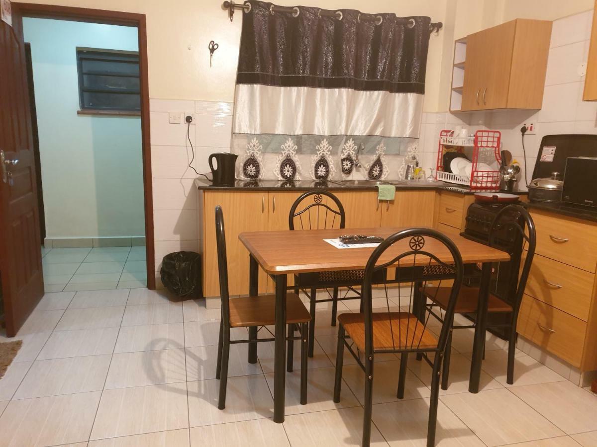 Mercy-Phillips Apartments Located At Eagle Tower Building Nairobi City Centre Eksteriør billede