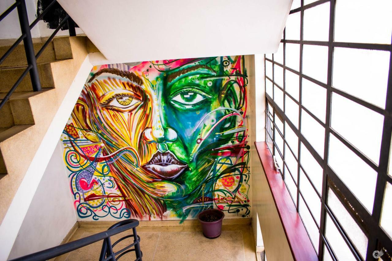 Mercy-Phillips Apartments Located At Eagle Tower Building Nairobi City Centre Eksteriør billede